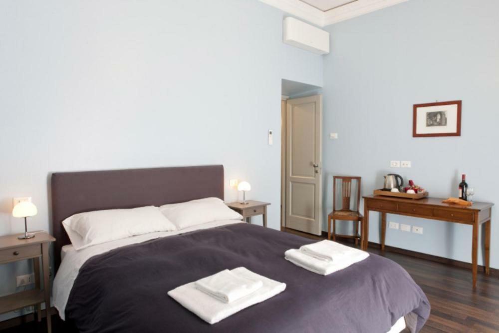 B&B Santi Quattro Al Colosseo Rzym Zewnętrze zdjęcie